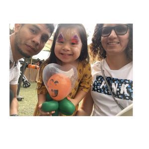 Meet your Posher, Cinthia